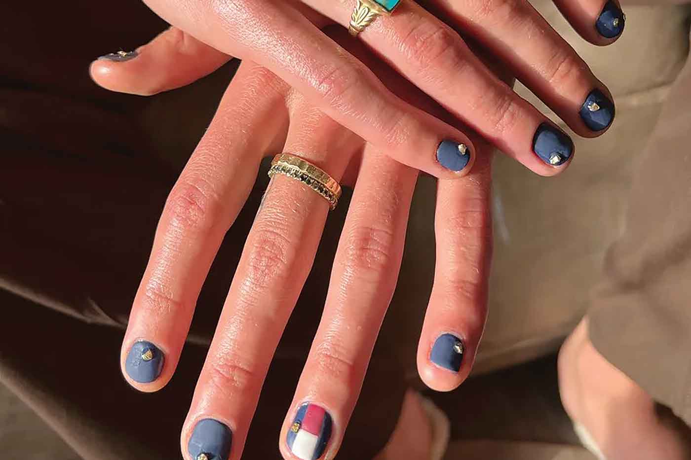 Shawn Mendes wore Tommy Hilfiger inspired nails for Met Gala 2022 Shawn Mendes wore Tommy Hilfiger inspired nails for Met Gala 2022