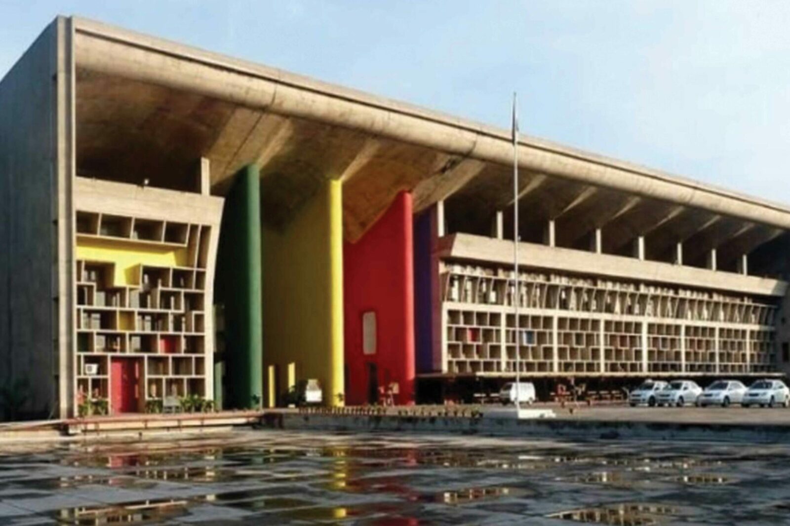 HC asks Chandigarh to adopt Delhi guidelines for spas in the wake of rising immoral trafficking cases HC asks Chandigarh to adopt Delhi guidelines for spas in the wake of rising immoral trafficking cases