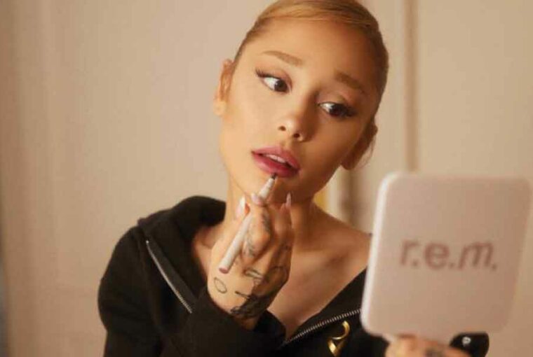Ariana Grande Debuts REM Beauty’s New Eyeliner Duo at Paris Olympics 2024 Opening Ceremony Ariana Grande Debuts REM Beauty’s New Eyeliner Duo at Paris Olympics 2024 Opening Ceremony