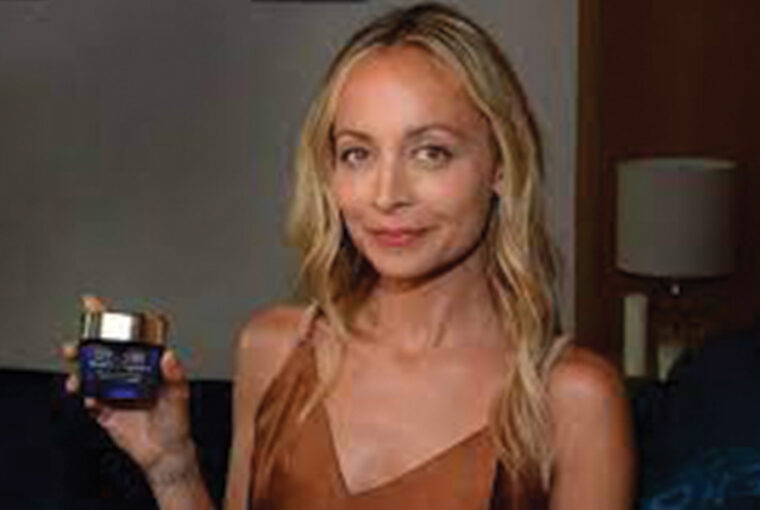 Estée Lauder Releases New Campaign With Nicole Richie Estée Lauder Releases New Campaign With Nicole Richie