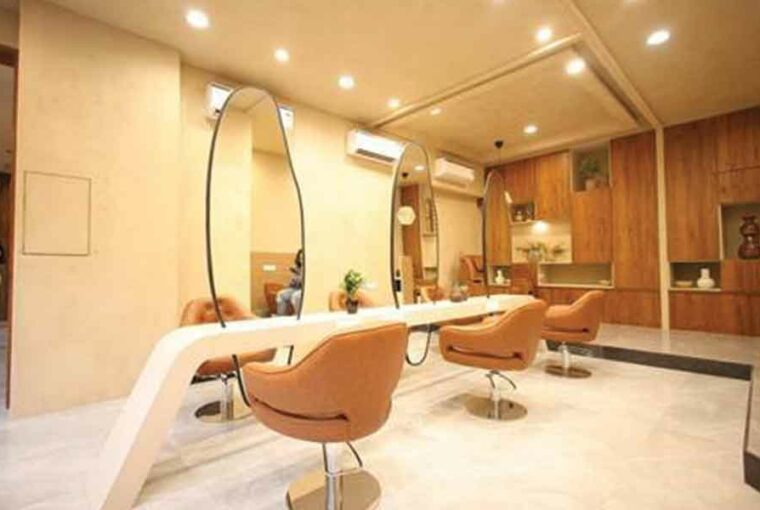 Splash Salon Juhu: Your Luxury Oasis for Pampering in Mumbai Splash Salon Juhu: Your Luxury Oasis for Pampering in Mumbai