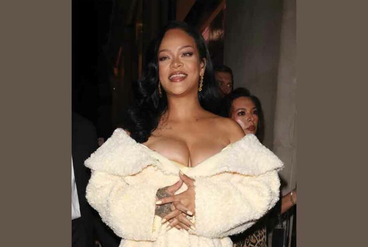 Rihanna Brings Back Spring’s Cutest Butter Yellow Nail Trend for Autumn Rihanna Brings Back Spring’s Cutest Butter Yellow Nail Trend for Autumn